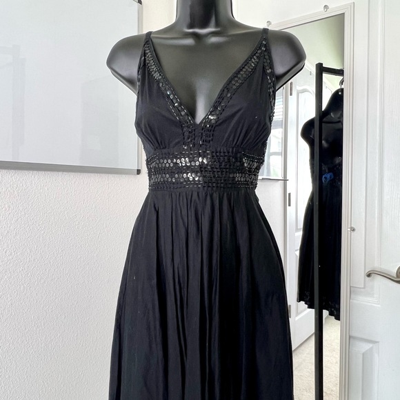 Black Preppy Babydoll Dress 🖤 - Picture 2 of 3